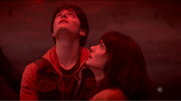 Pesona Winona Ryder di Stranger Things, Cetar Banget Bunuh Vecna!