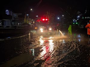 Kota Batu Banjir, Jalan dan Rumah Warga Terendam