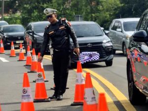 Arus Balik Nataru: Pusat Bandung Lengang, Tol Arah Jakarta Padat
