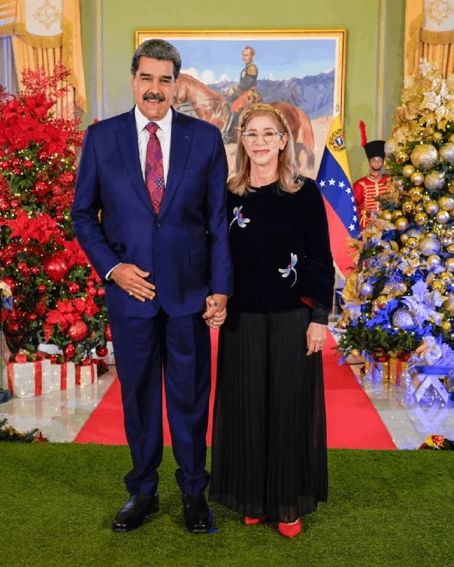 Selama suaminya berkampanye hingga menjadi presiden Venezuela sejak 2013, Cilia Flores setia menemani. Hingga kini pun dia ikut ditangkap bersama Maduro. Foto: Dok. AFP/FEDERICO PARRA, Instagram Nicolas Maduro