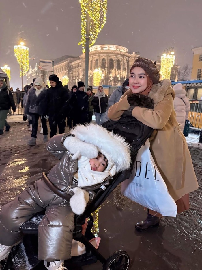 Ria Ricis dan cerita liburan akhir tahun.