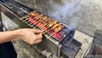 Viral di Depok! Sate Maranggi Mas Kulin Ini Empuk dan Manisnya Juara
