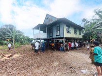 Viral! Rumah Kayu di Pinrang Bisa Pindah Tanpa Dibongkar