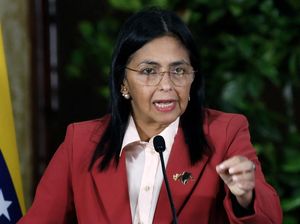 Wapres Venezuela Tuntut Pembebasan Maduro-Istri, Sentil AS Penculik Brutal