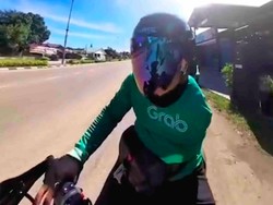 Kisah Pria 1 Tangan Jadi Ojol untuk Biaya Pernikahan Bikin Salut Netizen