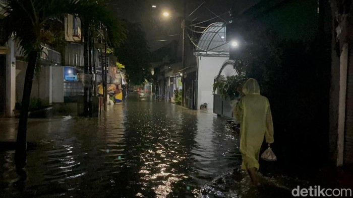 Banjir Surabaya