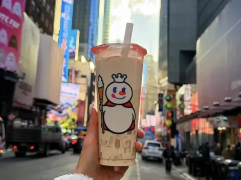 Mixue Resmi Buka Gerai Pertama di Kawasan Elite New York