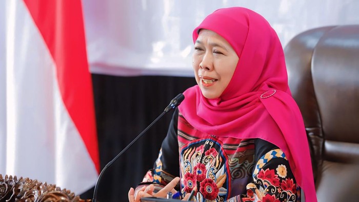 Gubernur Khofifah Indar Parawansa