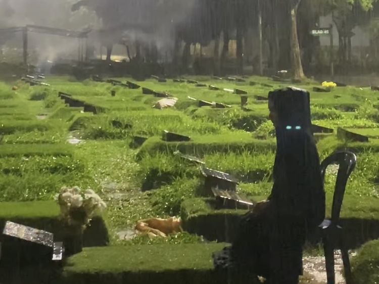 Hujan Deras Temani Karina Ranau Ungkap Rindu di Makam Epy Kusnandar