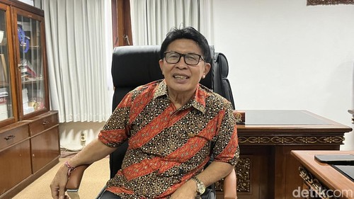 Ketua Pansus TRAP DPRD Bali I Made Suparta ditemui di Kantor DPRD Bali, Senin (5/1/2026). (Rizki Setyo)