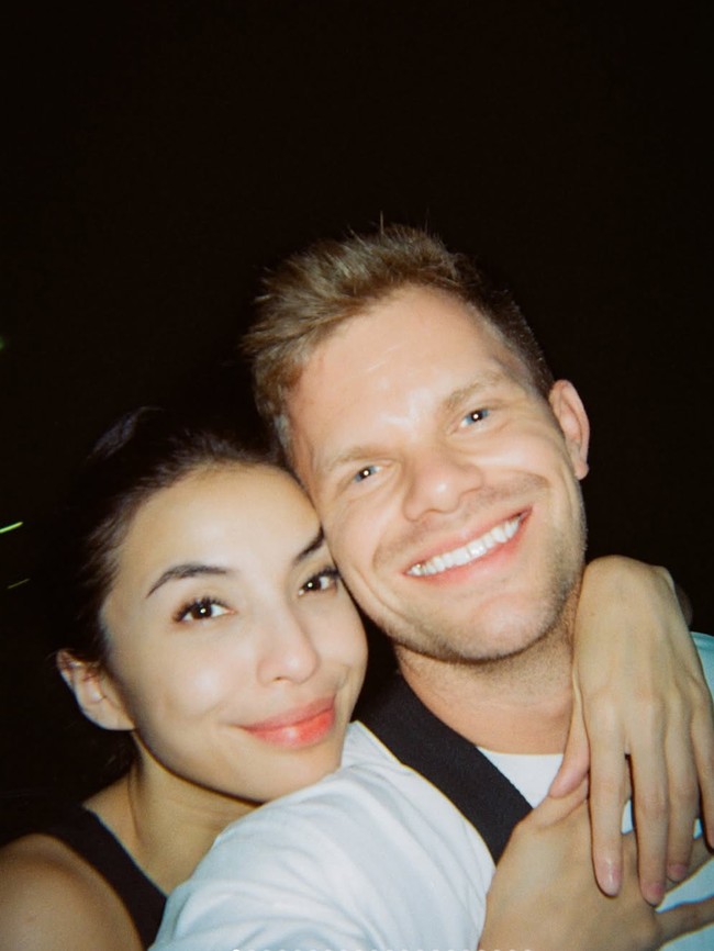 7 Foto Mesra Manohara Dengan Pacar Baru YouTuber Asal Denmark