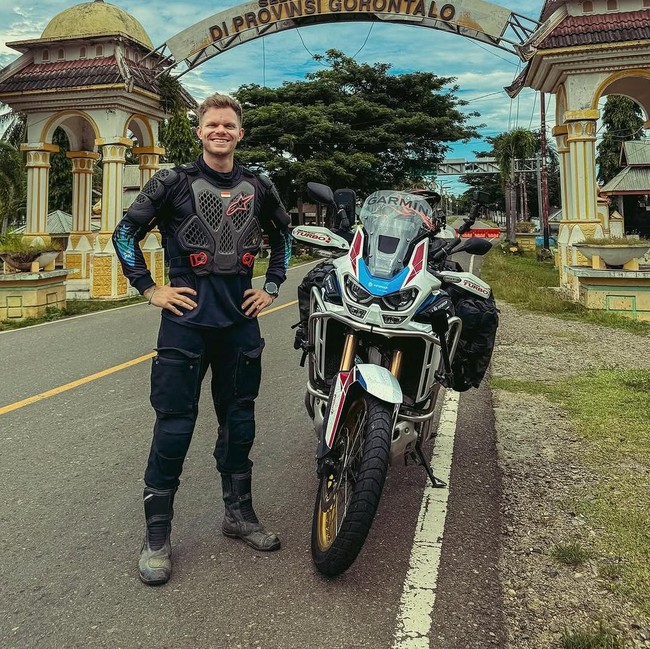 Sosok Kristian Hansen, Vlogger Asal Denmark Pacar Manohara