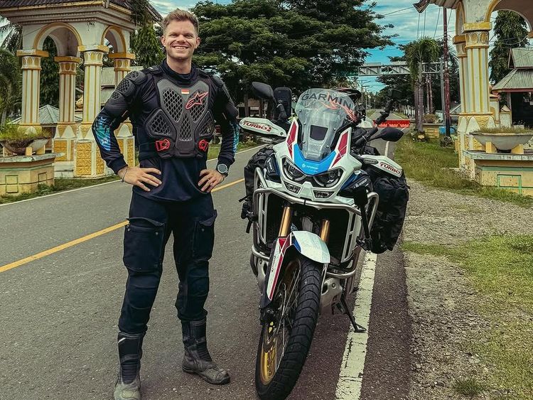 Sosok Kristian Hansen, Vlogger Asal Denmark Pacar Manohara