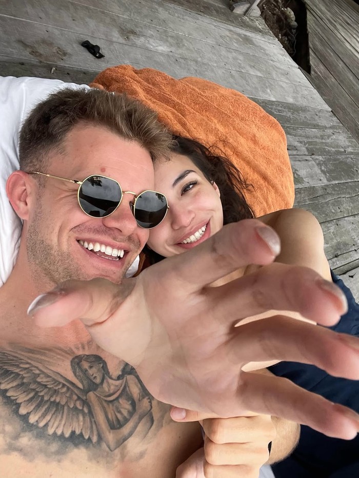 Manohara dan Kristian Hasen, youtuber asal Denmark go public.