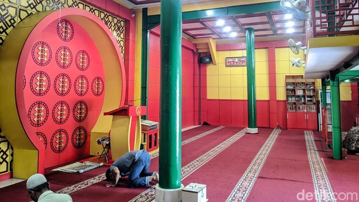 Masjid Lautze 2 Bandung.