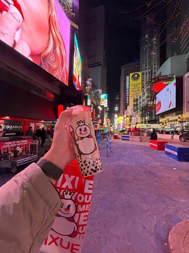 Mixue Resmi Buka di Kawasan Elite New York, Begini Suasana dan Menunya!