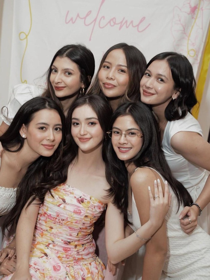 Momen Bridal Shower Ranty Maria yang Bikin para Bridesmaids Terharu