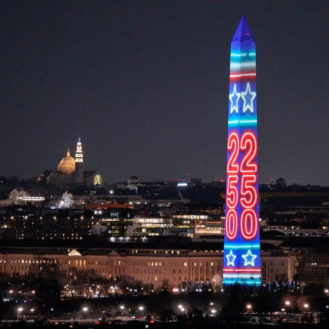 Monumen Washington Jadi Kanvas Sejarah dalam Perayaan 250 Tahun AS