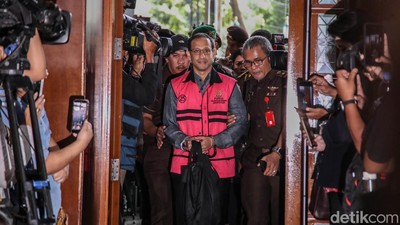 Nadiem Makarim Hadiri Sidang Perdana Kasus Chromebook