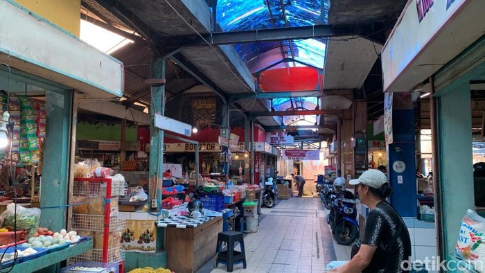 Pasar Cihapit, Titik Temu Kenangan Lama dan Selera Baru di Bandung