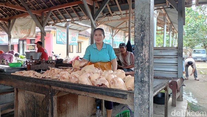 Harga Ayam di Tulungagung Turun, Sembako Fluktuatif