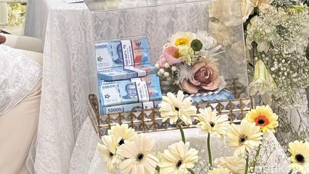 Pernikahan Wakil Wali Kota Banjarmasin Ananda dengan Ketua DPD Nasdem Banjarbaru Rifqi Maulana Mansyur, Senin (5/1/2026).