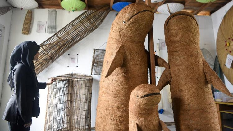 Pesut Mahakam Jadi Daya Tarik Wisata Desa Pela