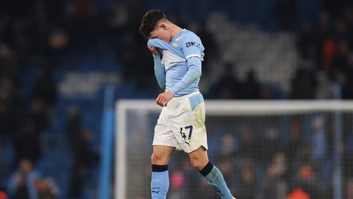MANCHESTER, ENGLAND - JANUARY 04: Phil Foden of Manchester City reacts after the Premier League match between Manchester City and Chelsea at Etihad Stadium on January 04, 2026 in Manchester, England. (Photo by Carl Recine/Getty Images)