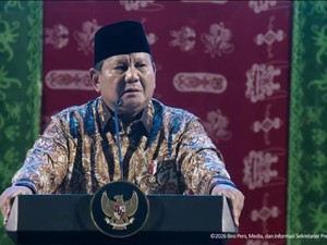 Canda Prabowo 3 Kali Kalah Pilpres: Pak Luhut Nggak Dukung Saya Sih