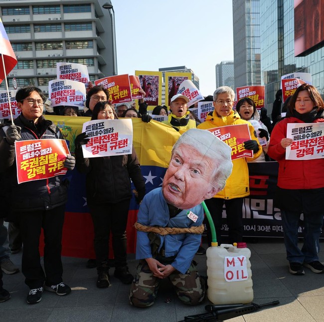 Protes Anti-Trump Menggema di Seoul, Aktivis Kecam Aksi AS di Venezuela