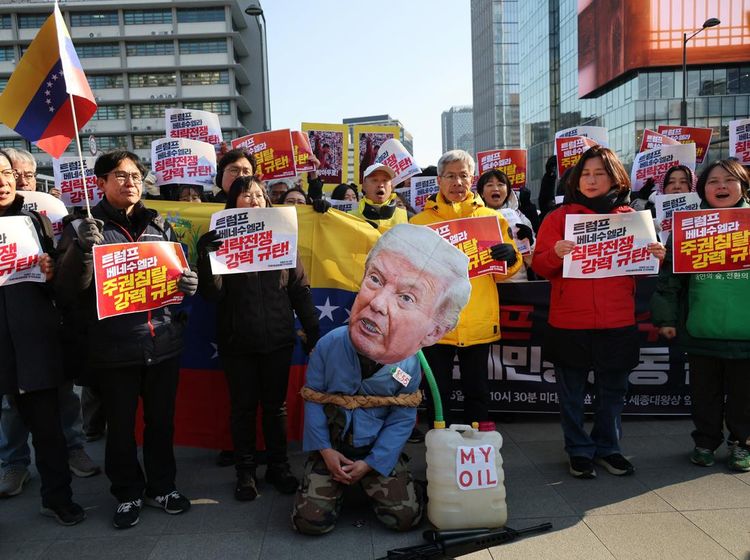 Protes Anti-Trump Menggema di Seoul, Aktivis Kecam Aksi AS di Venezuela