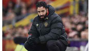 MU baru saja memecat Ruben Amorim dari kursi manager Setan Merah usai gagal membawa tim kembali berjaya. Foto: Screenshot X