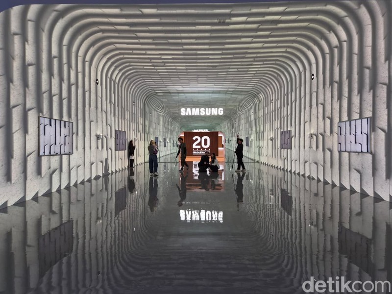 Samsung First Look 2026