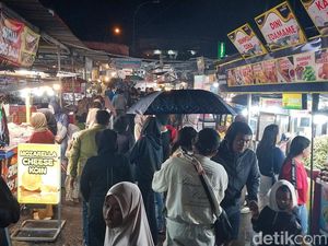 Dugaan Pungutan Liar Stan PKL Alun-Alun Kota Batu Mencuat