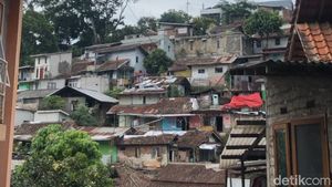 Denyut Kehidupan di Tepi Cikapundung 