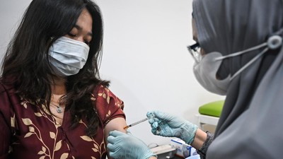 Superflu Mengintai, Warga Jalani Vaksinasi Influenza