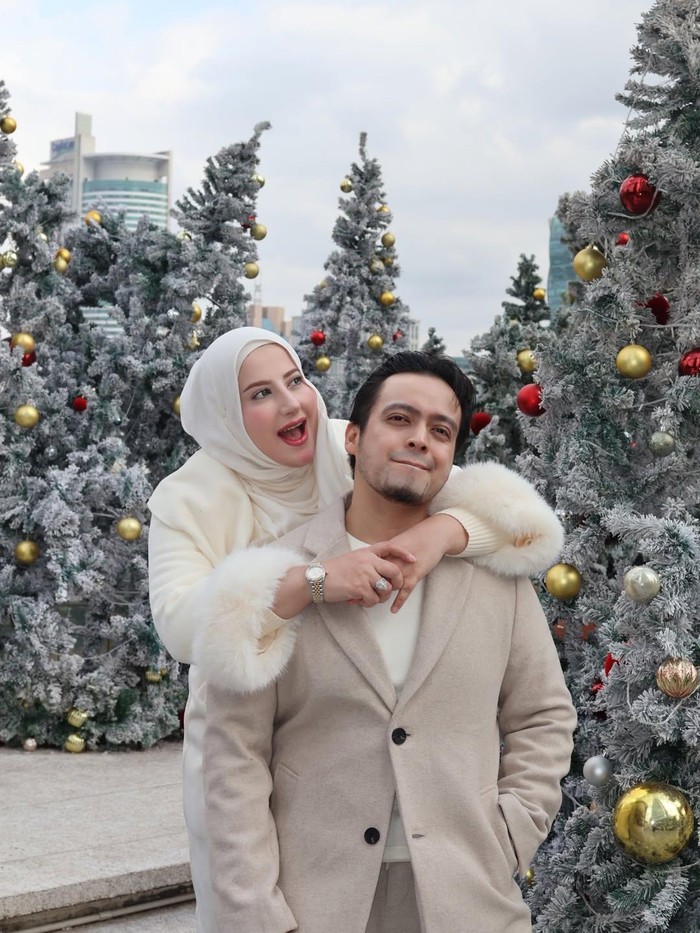 Tasyi Athasyia Rayakan 11 Tahun Pernikahan: Jin Dasim, Jangan Ganggu Kita!