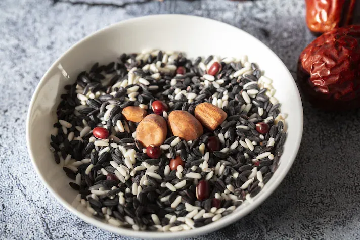 Tradisi Makanan Pernikahan Terunik di Dunia