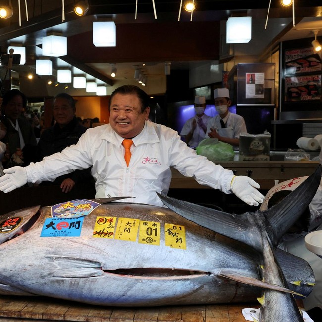 Tuna Sirip Biru Cetak Rekor Harga di Lelang Awal Tahun Tokyo