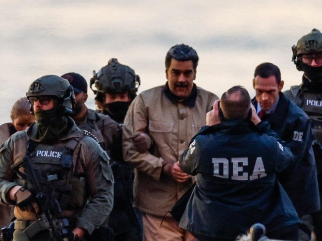 Captured Venezuelan President Nicolas Maduro arrives at the Downtown Manhattan Heliport, as he heads towards the Daniel Patrick Manhattan United States Courthouse for an initial appearance to face U.S. federal charges including narco-terrorism, conspiracy, drug trafficking, money laundering and others in New York City, U.S., January 5, 2026. REUTERS/Eduardo Munoz