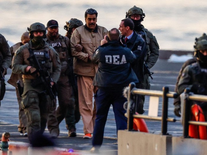 Swiss Bekukan Aset Maduro yang Ditangkap AS