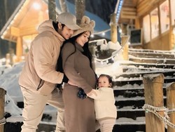 Potret Via Vallen Liburan ke Jepang, Pamer Baby Bump Umumkan Kehamilan Kedua