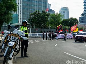Ada Aksi di Kedubes AS, Polisi Atur Lalu Lintas dan Tutup Sejumlah Jalan