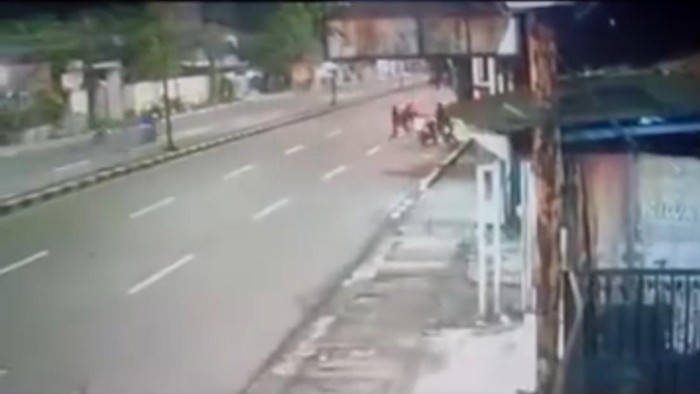 Aksi Begal Todong Pemotor dengan Sajam di Soekarno Hatta Bandung