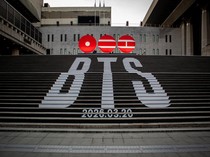 BTS ke Jakarta, Diincar Menpar Widiyanti untuk Promosi Wisata