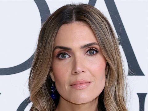 Cara Pakai Blush On Sesuai Bentuk Wajah