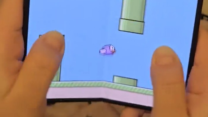 Ada game baru yang menjiplak gaya permainan Flappy Bird. Namun menariknya, cara memainkan game ini sungguh berbeda dari versi aslinya.