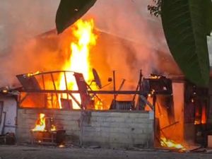 Gudang Dokkes Polres Dompu Terbakar, Penyebab Diselidiki