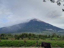 Pendakian Gunung Kerinci Dibuka Kembali, Pendaki Diimbau Tak Dekati Kawah