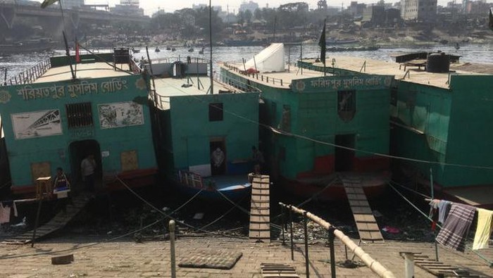 Hotel buat Orang Miskin, Tarifnya Rp 8.000 Semalam!